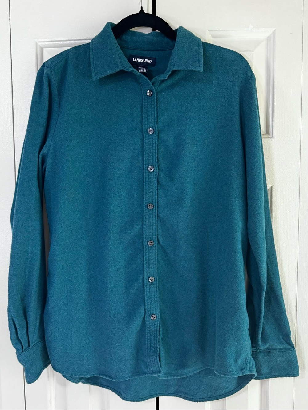 Women’s Lands’ End Flannel Boyfriend Shirt size medium